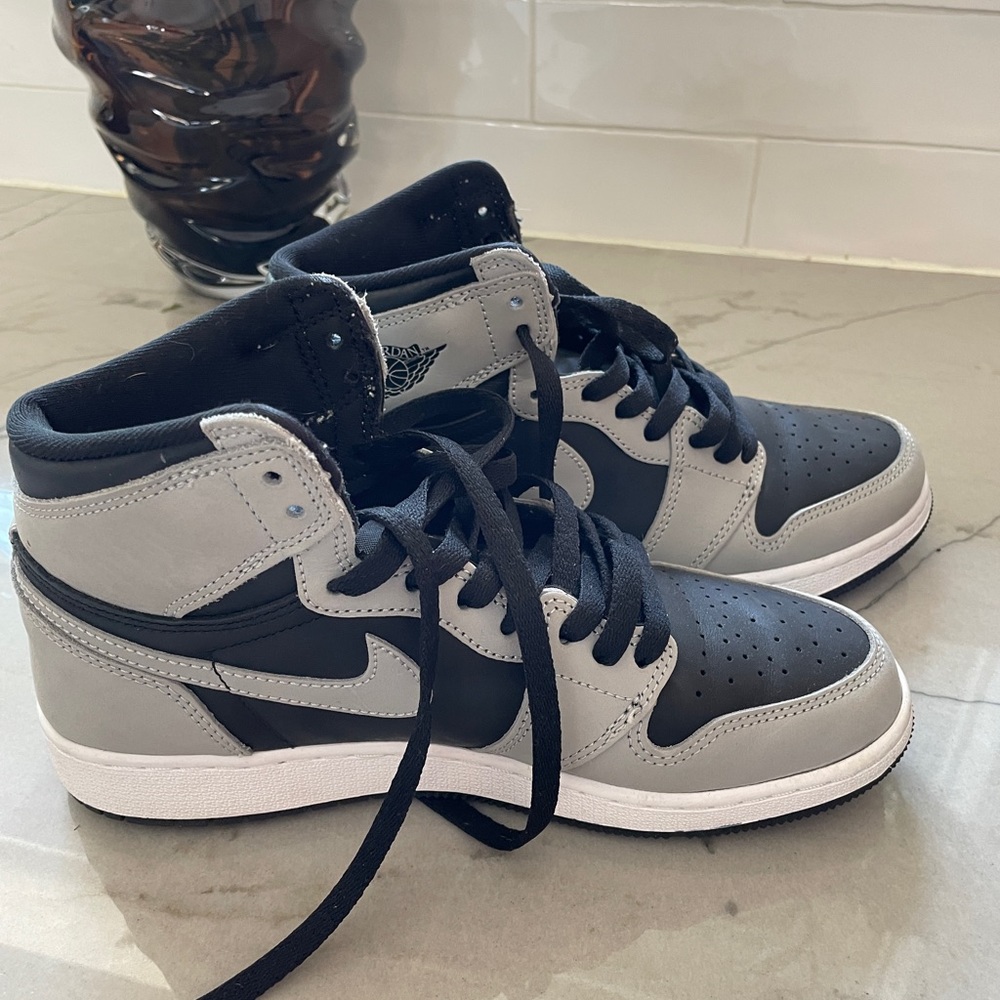 Air Jordan 1 Retro High OG- Shadow 2